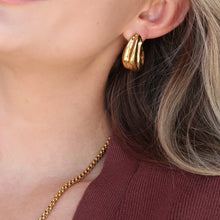 Nanae Stud Earrings - Silver