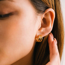 Zara Hoop Earrings - Gold