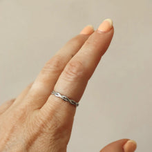 Crisscross Ring - Silver