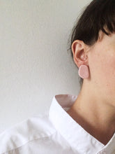 Isle Stud Earrings - Pink