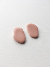Isle Stud Earrings - Pink