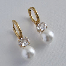 Remi Pearl Hoop Earrings - Gold