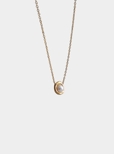 Penelope Pearl Necklace - Gold