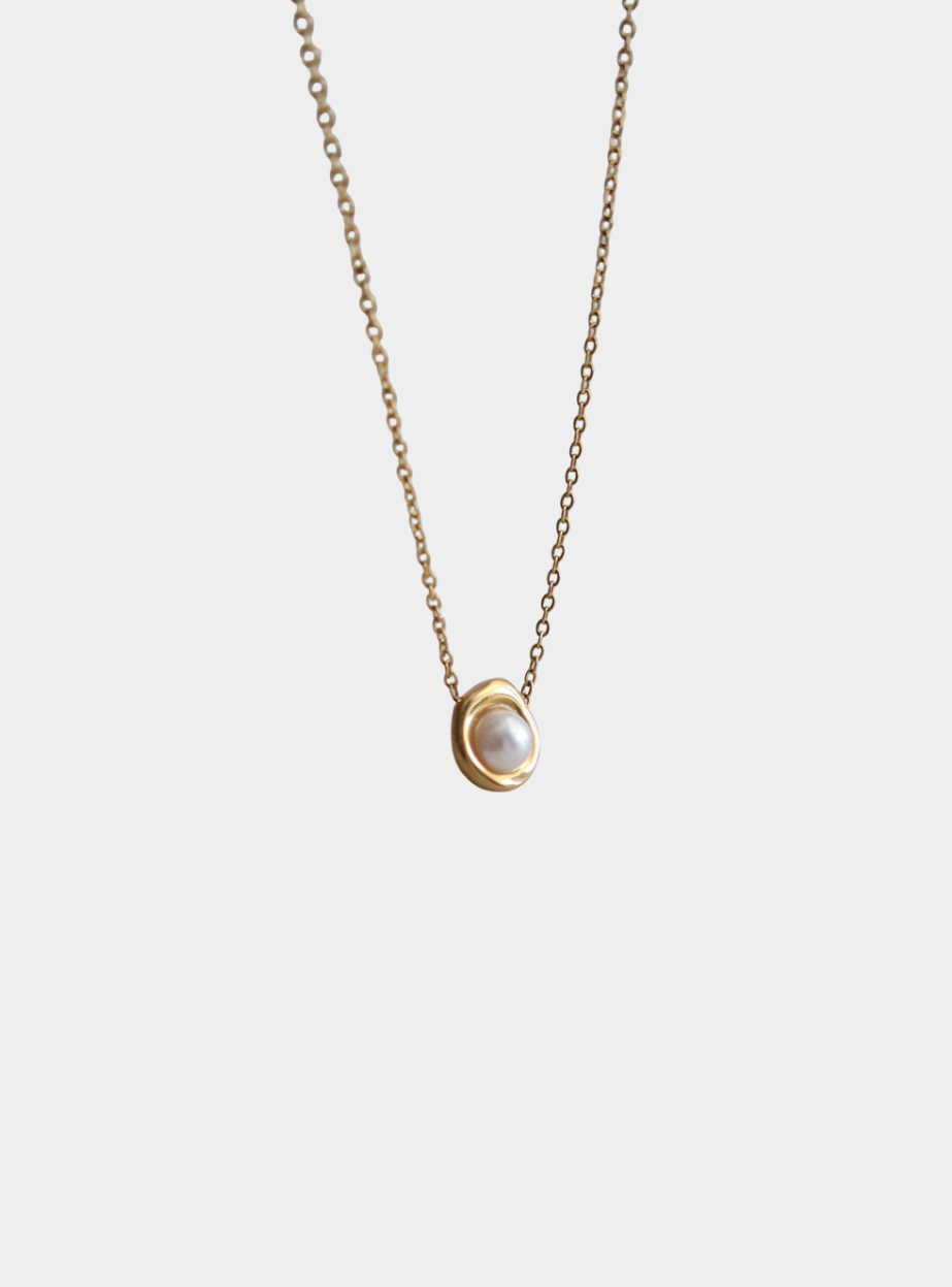 Penelope Pearl Necklace - Gold