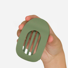 Circle Flat Claw Clip - Matte Olive