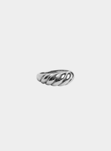 Croissant Ring - Silver