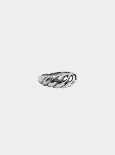 Croissant Ring - Silver