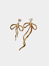 Lyla Bow Dangle Earrings - Gold