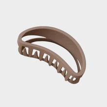 Curved Matte Claw Clip - Latte