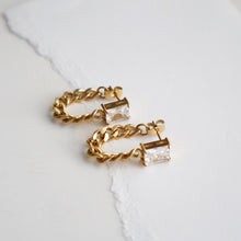 Zuri Chain Drop Earrings - Gold