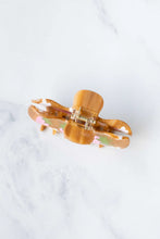 Eco-friendly Strawberry Farms Hair Claw Clip - Mocha