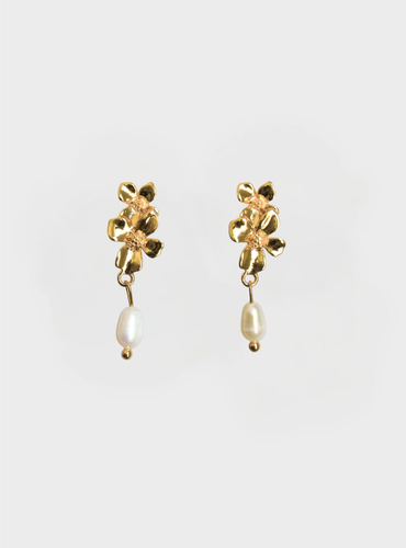 Quinn Floral Pearl Earrings - Gold