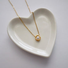 Penelope Pearl Necklace - Gold