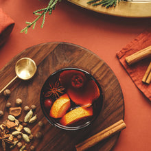 Kanel Hygge Mulling Spice Hanging Wine Box