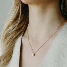 Eloise Pearl Necklace - Gold