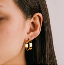 Waterproof Khloe Hoop Earrings - Gold