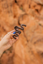 Matte Squiggly Claw Clip - Truffle