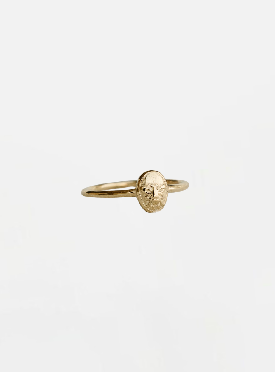 Bee Signet Ring - Gold