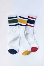 Unisex Athletic Stripe Crew Socks - Red/Navy