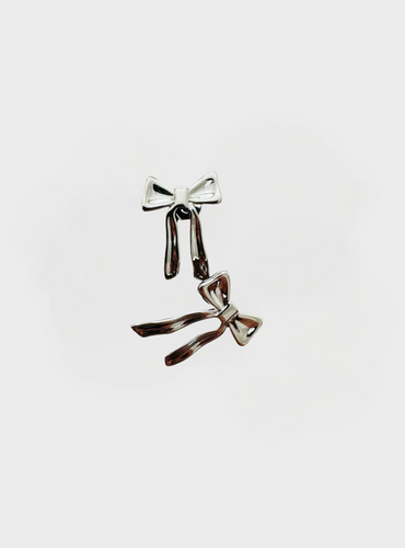 Yasmine Bow Studs - Silver