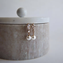 Noelle Pearl Drop Earrings - Gold