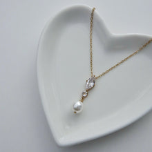 Noelle Pearl Necklace - Gold