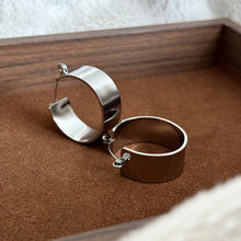Kendi Hoop Earrings - Silver