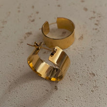 Kendi Hoop Earrings - Gold