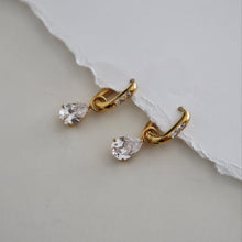 Lennie Teardrop Hoop Earrings - Gold