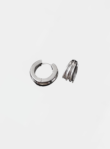 Gigi Hoop Earrings - Silver