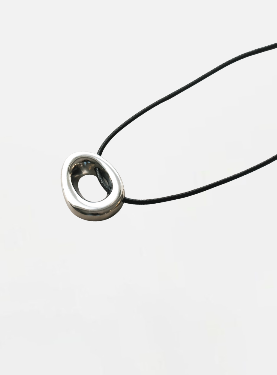 Nila Cord String Necklace - Silver