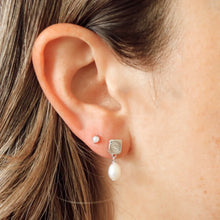 Zolo Spiral Pearl Studs Earrings - Silver