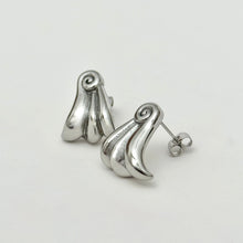 Viv Wing Earrings - Silver