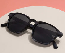 Sebastian Polarized Sunglasses - Charcoal Horn