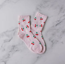 Cherry Floral Grid Socks - Pink