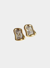Kira Stud Earrings - Gold