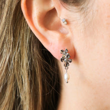 Quinn Floral Pearl Earrings - Silver