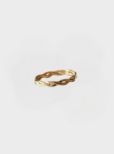 Crisscross Ring - Gold