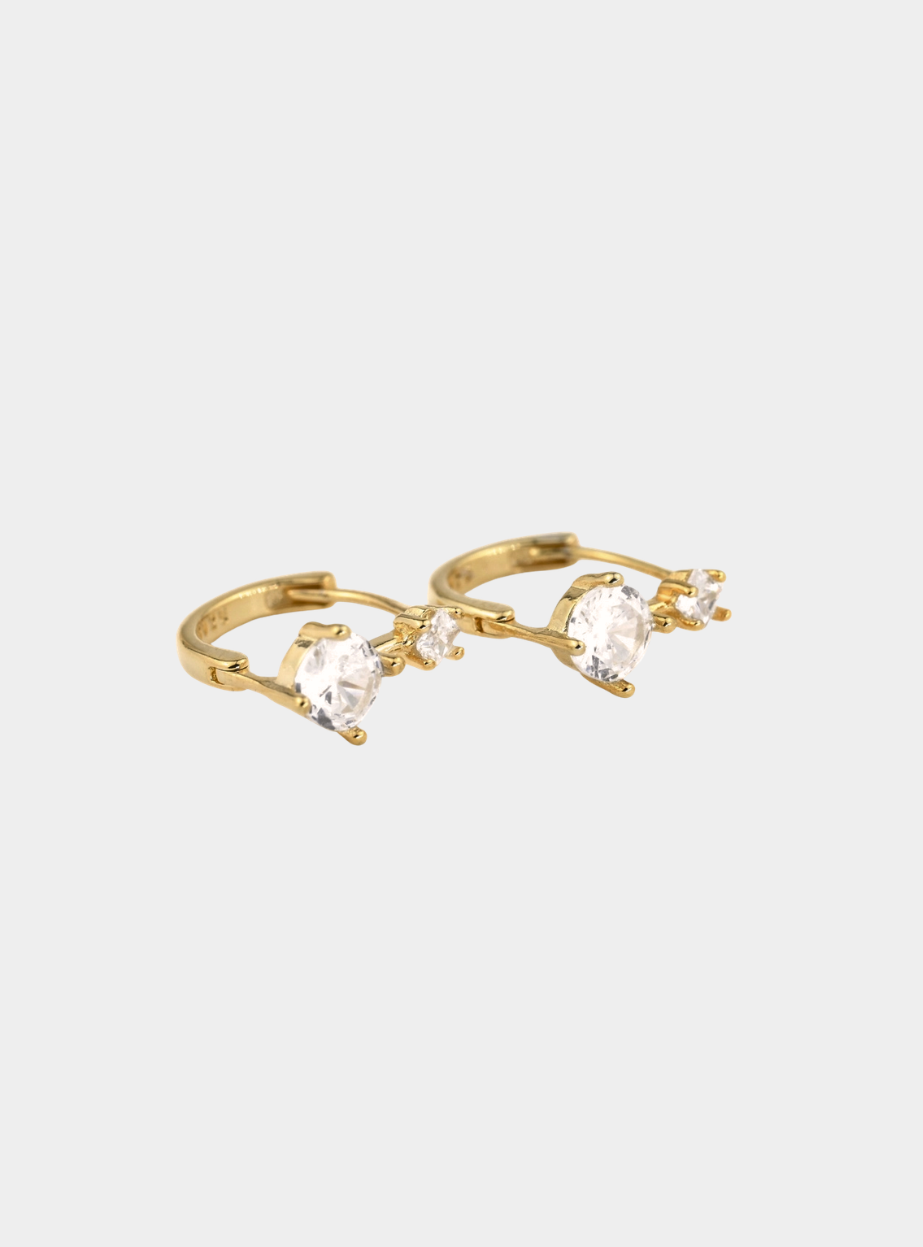 Wynn Huggie Hoop Earrings - Gold
