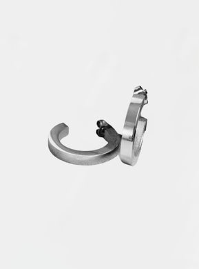 Lydia Hoop Earrings - Silver