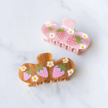 Eco-friendly Strawberry Farms Hair Claw Clip - Mocha