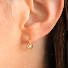 Leonora Flower and Pearl Earrings - Gold