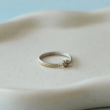 Halee Twist Knot Ring - Gold/Silver