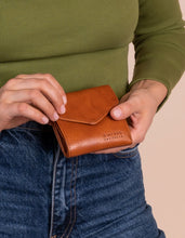 Georgie Leather Wallet - Cognac Stromboli Leather