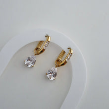 Lennie Teardrop Hoop Earrings - Gold