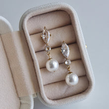 Noelle Pearl Drop Earrings - Gold
