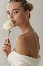Quinn Earrings - Gold