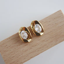 Wynn Stud Earrings - Gold