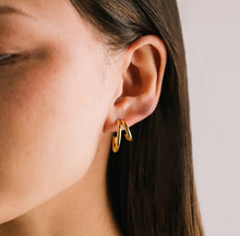 Mila Hoop Earrings - Gold