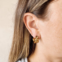 Small Vivie Earrings - Gold